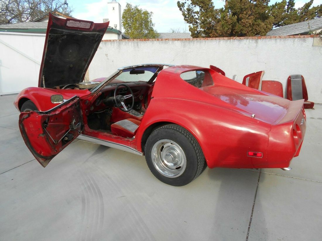 1974 Chevrolet Corvette red - photo 2