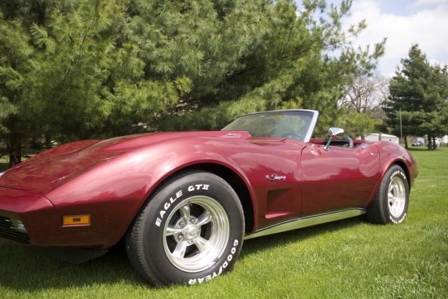 1974 Corvette Stingray, original motor and transmission, matching numbers. 1974 Chevrolet Corvette Hardtop convertibe