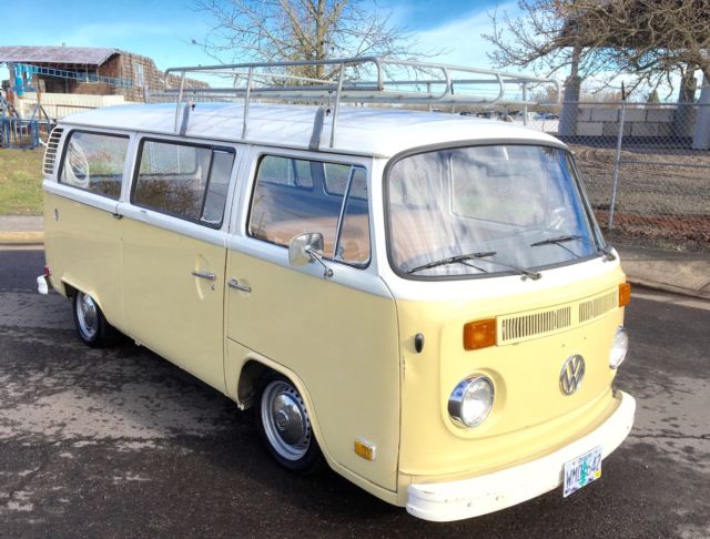 1974 Custom Transporter VW Bus 1974 Volkswagen Bus/Vanagon