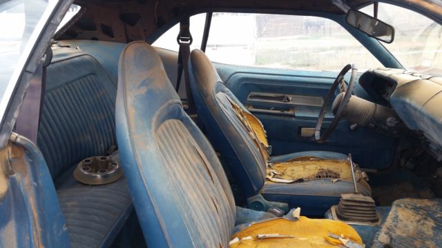 1974 Dodge Challenger - photo 2