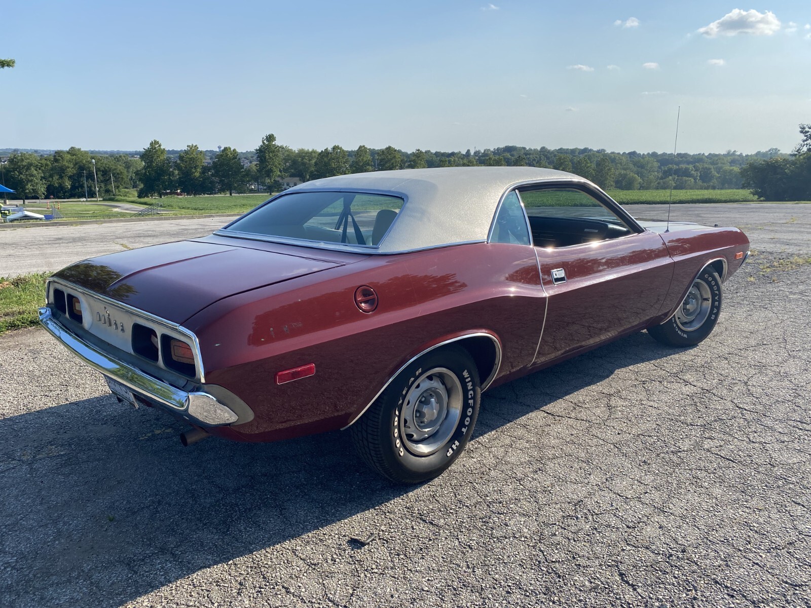 1974 Dodge Challenger - photo 4