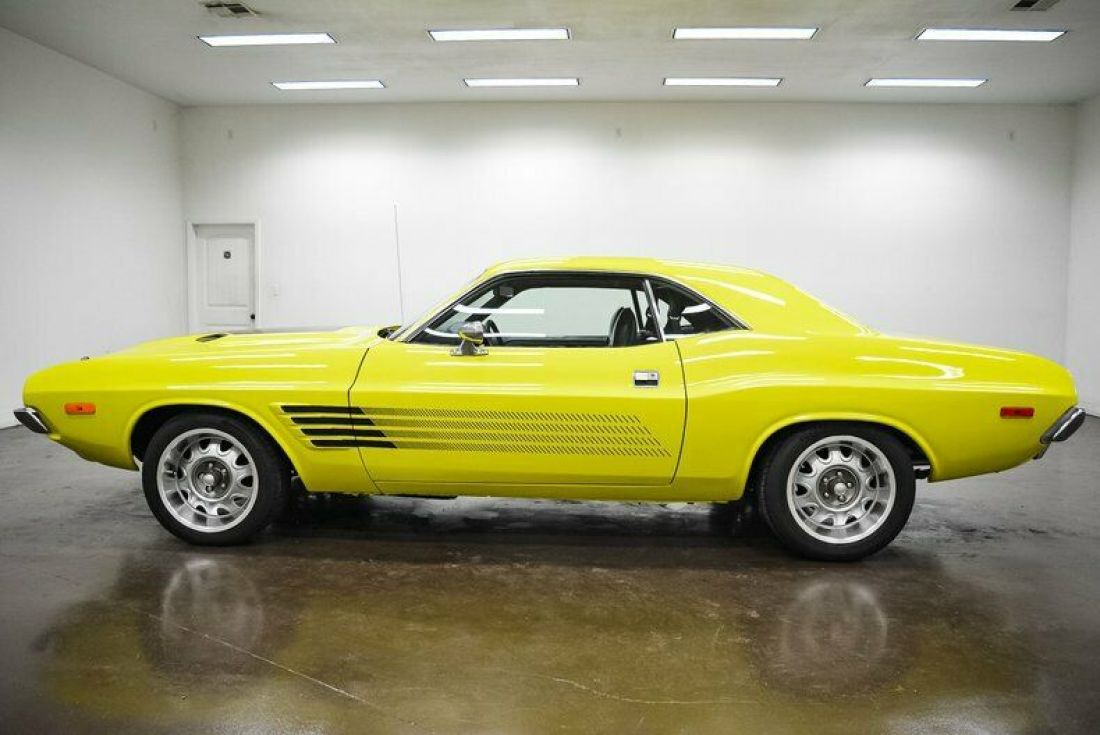 1974 Dodge Challenger - photo 4