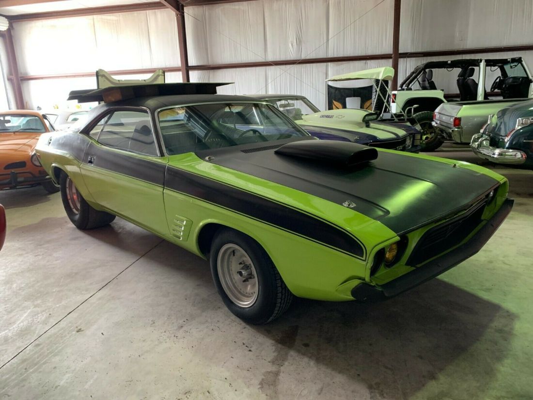 1974 Dodge Challenger - photo 2