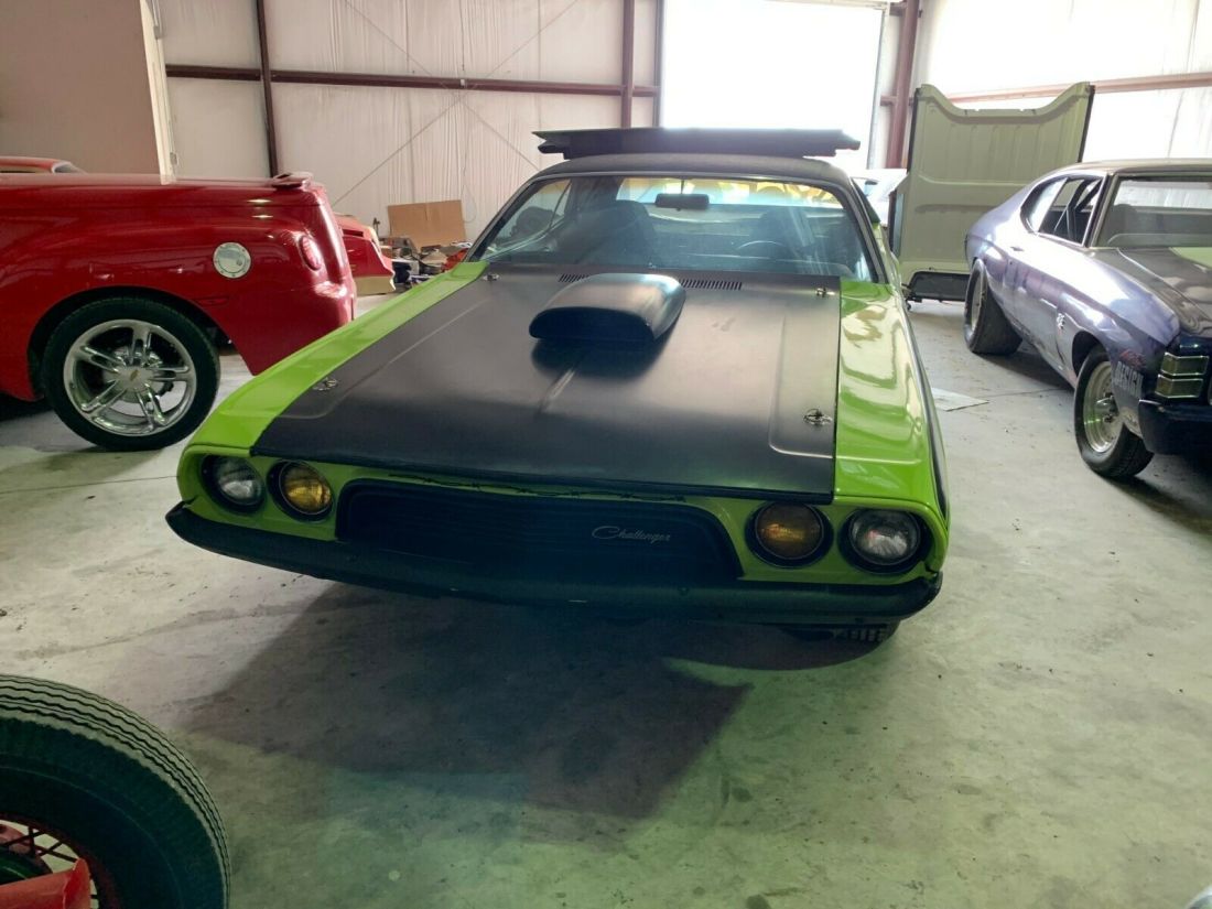 1974 Dodge Challenger - photo 3