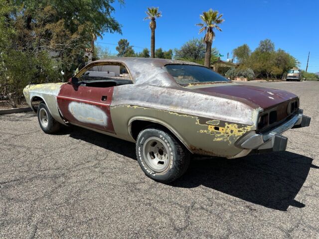 1974 Dodge Challenger - photo 2