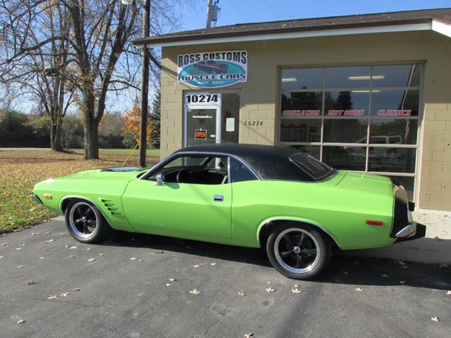 1974 Dodge Challenger Rallye (Cuda) - Fuel Injected 440 - photo 4