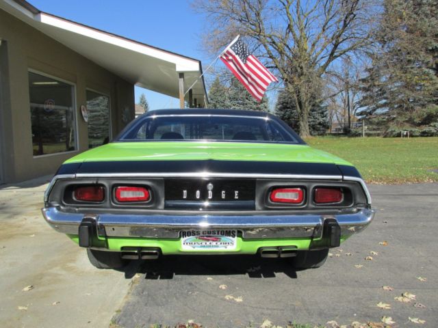 1974 Dodge Challenger Rallye (Cuda) - Fuel Injected 440 - photo 5