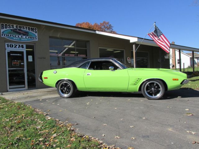 1974 Dodge Challenger Rallye (Cuda) - Fuel Injected 440 - photo 8
