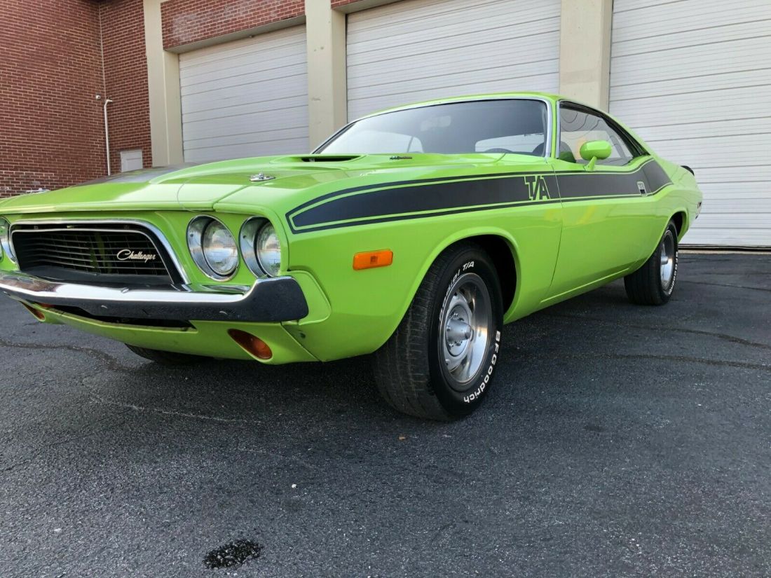 1974 Dodge Challenger - photo 3