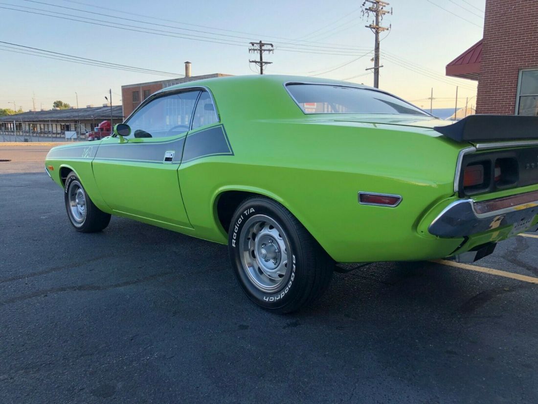 1974 Dodge Challenger - photo 6