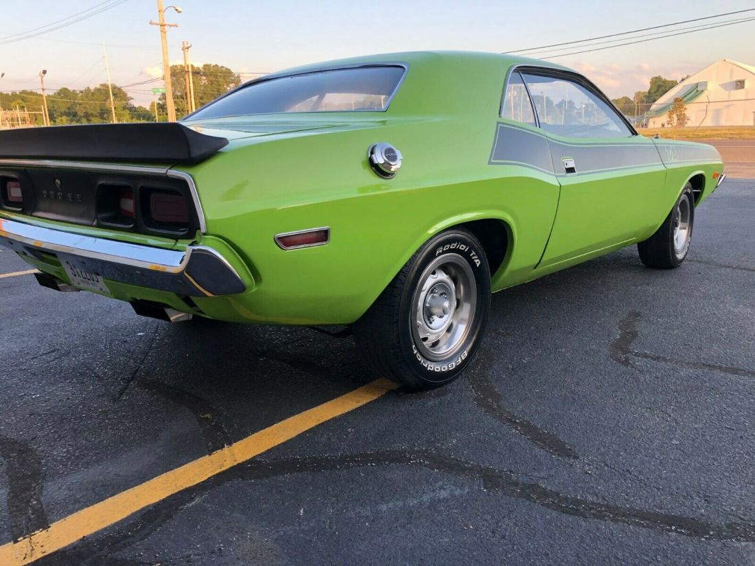 1974 Dodge Challenger - photo 8