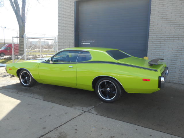 1974 Dodge Charger - photo 2