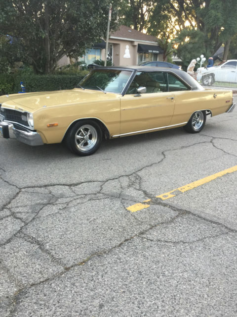 1974 Dodge Dart Swinger Hardtop 2-Door - photo 2