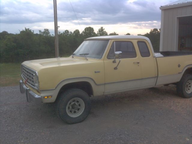1974 Dodge Power Wagon Adventurer - photo 3