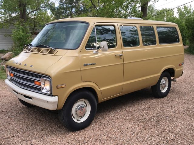 1974 Dodge van - photo 4