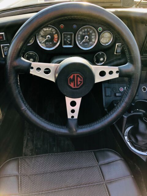 1974 MG MGB Roadster - photo 12
