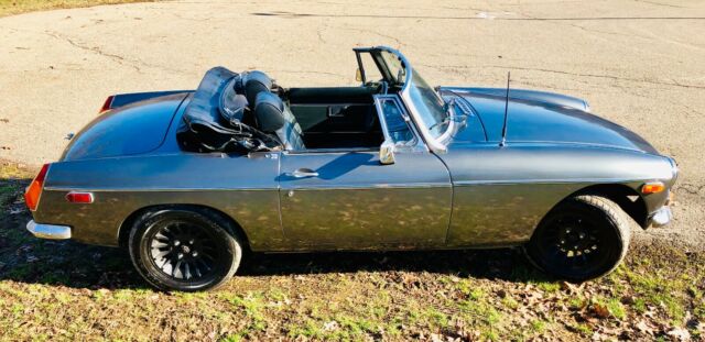 1974 MG MGB Roadster - photo 5