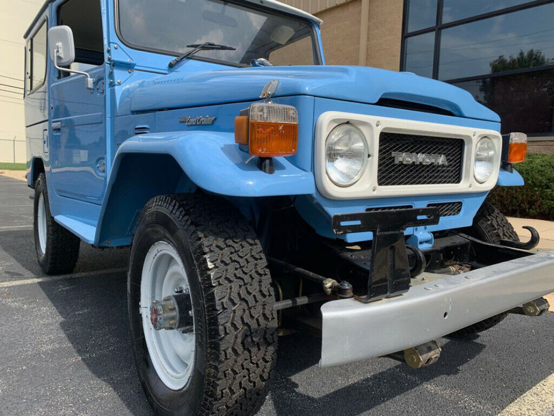 1974 Toyota Land Cruiser FJ-40 - photo 11