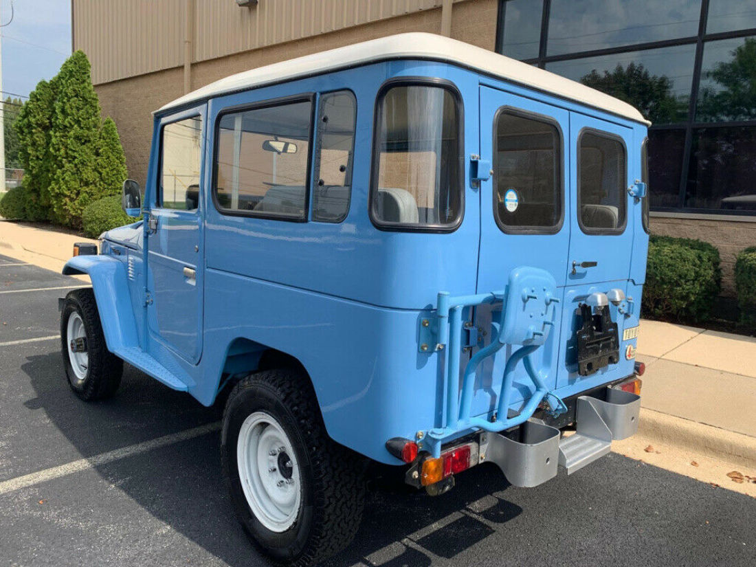 1974 Toyota Land Cruiser FJ-40 - photo 8