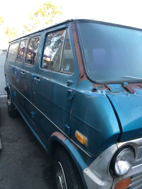 1974 Ford E-Series Van - photo 2