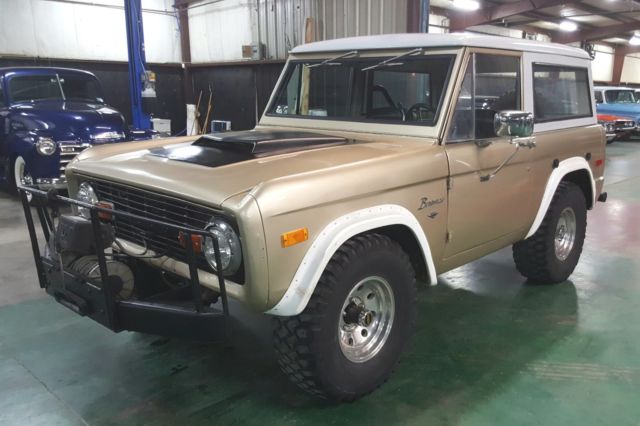 1974 Ford Bronco 4x4 302 V8 Automatic 1974 Ford Bronco 4x4 302 V8 automatic