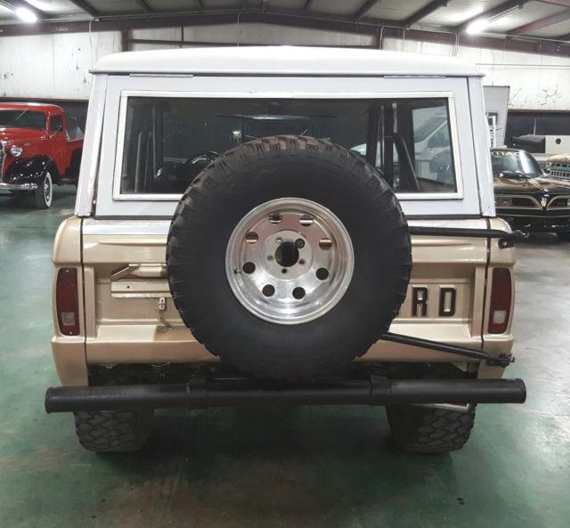 1974 Ford Bronco 4x4 302 V8 automatic - photo 4