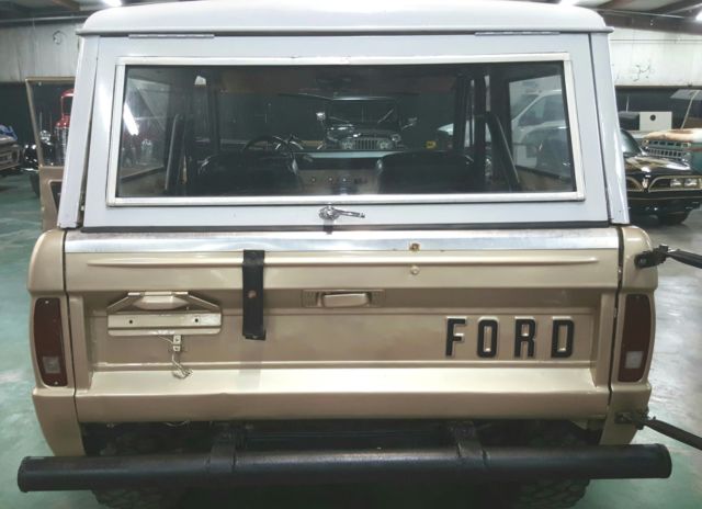 1974 Ford Bronco 4x4 302 V8 automatic - photo 5