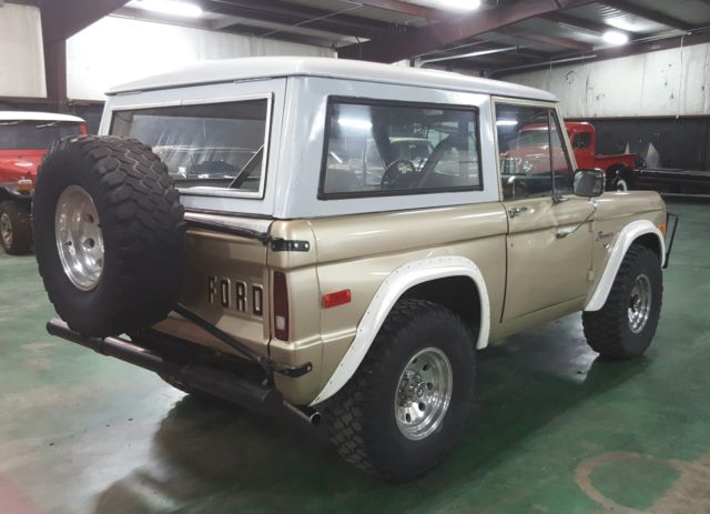 1974 Ford Bronco 4x4 302 V8 automatic - photo 7