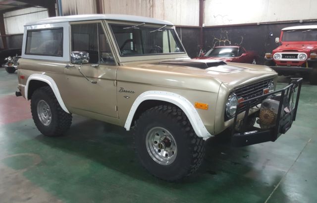 1974 Ford Bronco 4x4 302 V8 automatic - photo 9