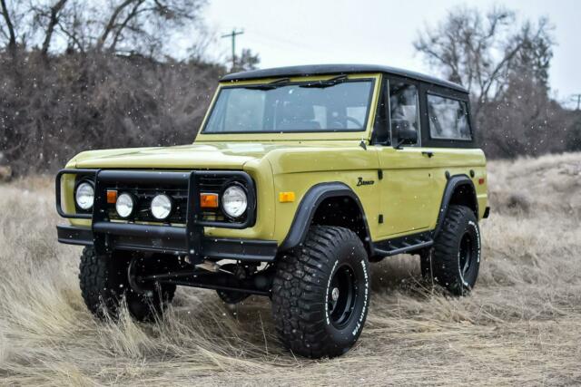 1974 Ford Bronco 91,000 Miles Green 302 Roller Automatic 1974 Ford Bronco