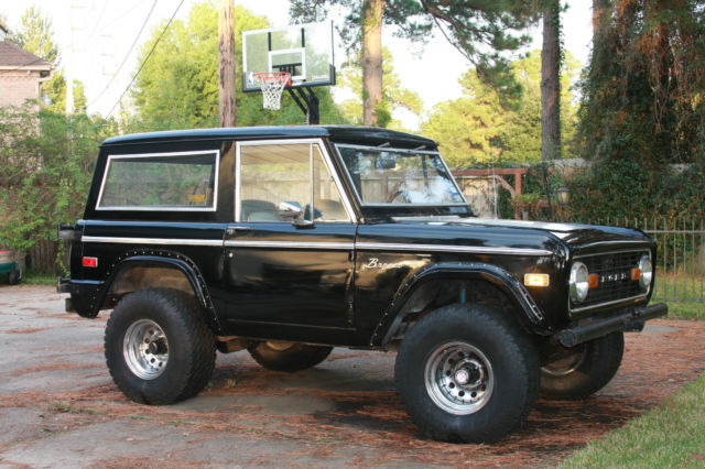 1974 FORD BRONCO. Black exterior, Blue interior. 1974 Ford Bronco