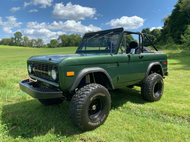 1974 Ford Bronco - Classic - Early Bronco - Great Condition! Great Investment! 1974 Ford Bronco