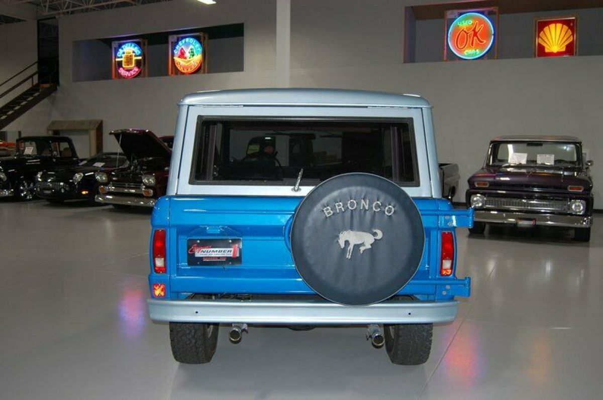 1974 Ford Bronco 4 x 4 - photo 3