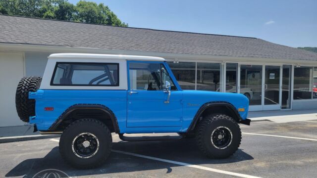 1974 Ford Bronco Hard Top - photo 4