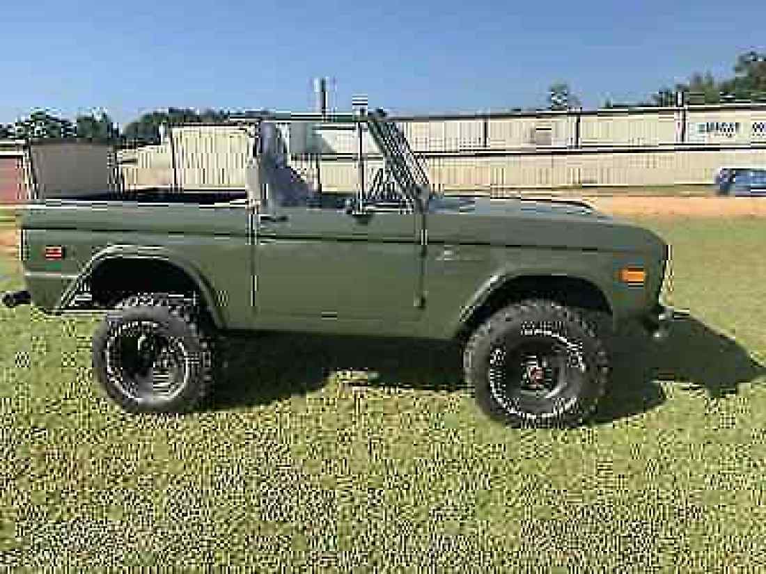 1974 Ford Bronco Wagon Green 4WD Automatic Ranger 1974 Ford Bronco Ranger