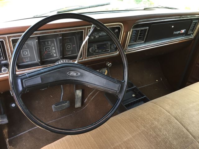 1974 Ford Camper Special XLT - photo 10