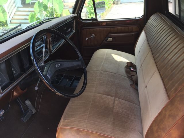 1974 Ford Camper Special XLT - photo 9