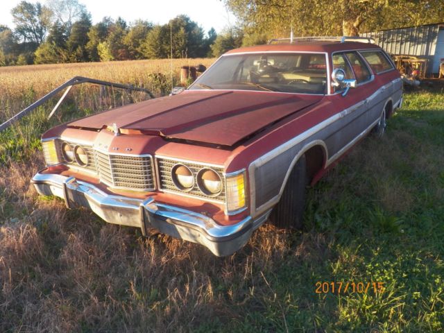 1974 Ford Countrysquire Station Wagon 1974 Ford Country Squire