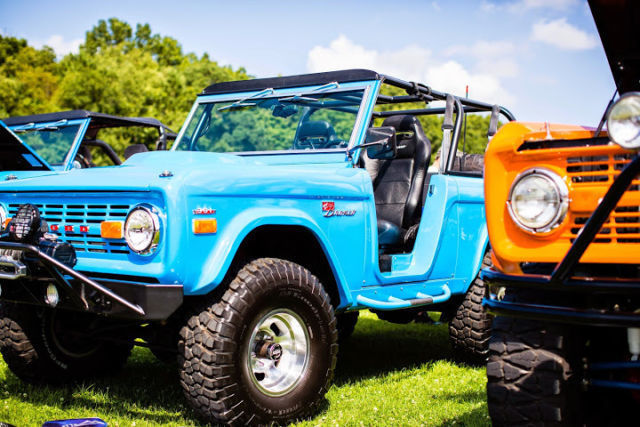 1974 Ford Early Bronco Fiberglass Grabber Blue 351w Automatic 1974 Ford Bronco