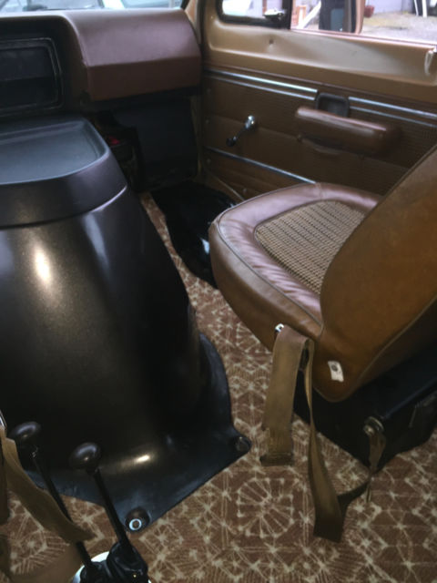 1974 Ford E-Series Van E300 1 ton 4X4 - photo 8