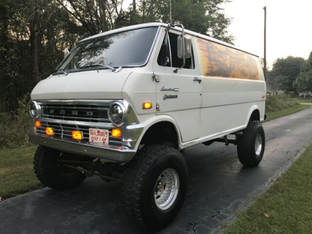 1974 Ford E-Series Van - photo 12