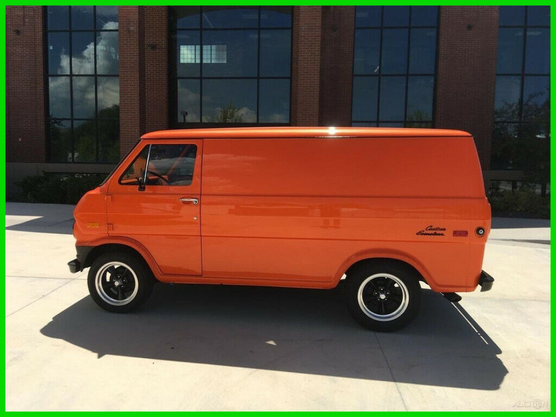 1974 Ford Econoline Van Crate 302 4-Barrel V8 330 HP 3 Speed Manual 1974 Ford Econoline
