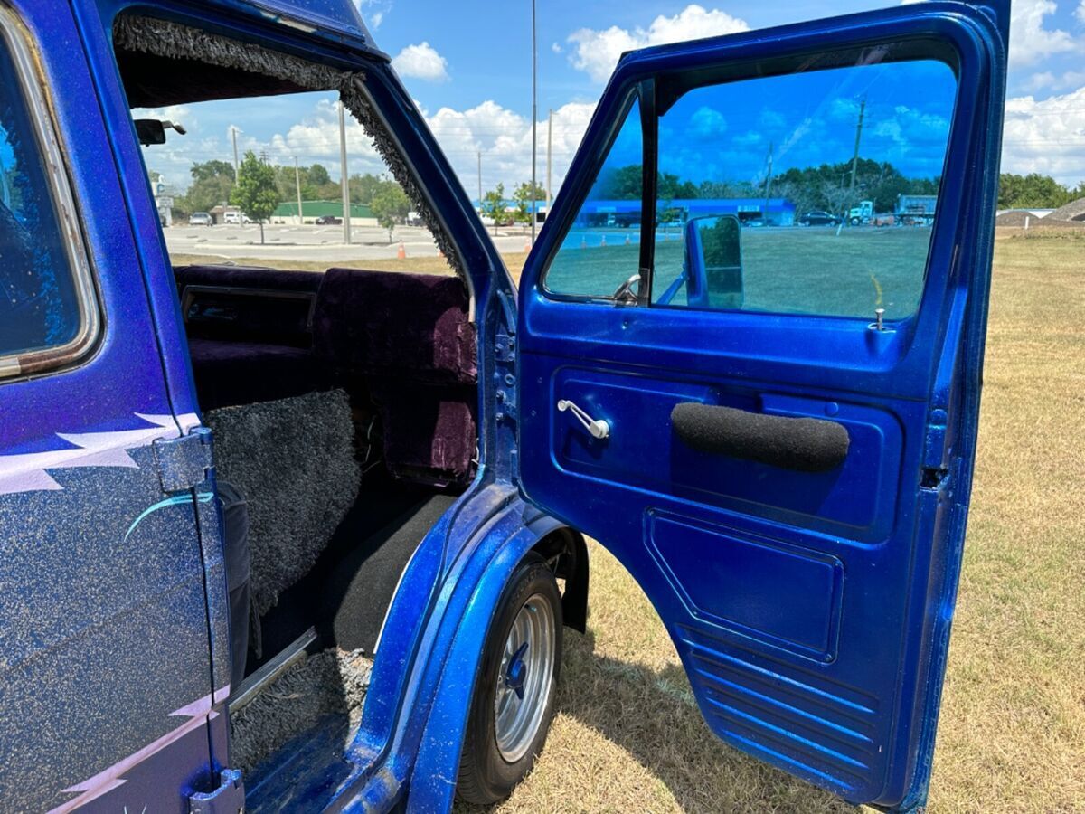 1974 Ford E-Series Van - photo 12