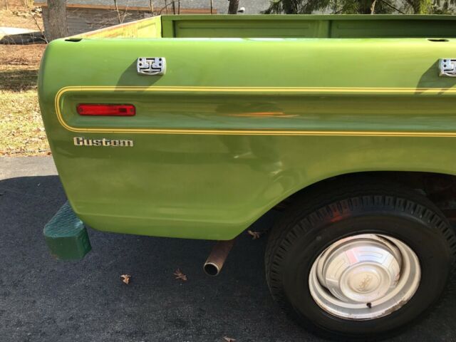1974 Ford F-250 Custom - photo 8