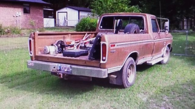 1974 Ford F-250 Ranger Camper Special - photo 2