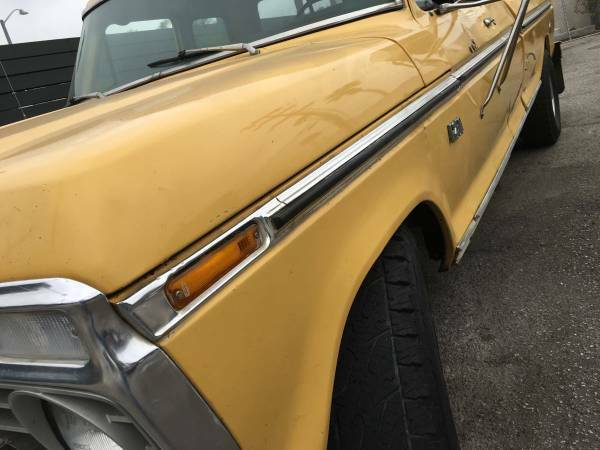 1974 Ford F-250 SUPER CAB - photo 2