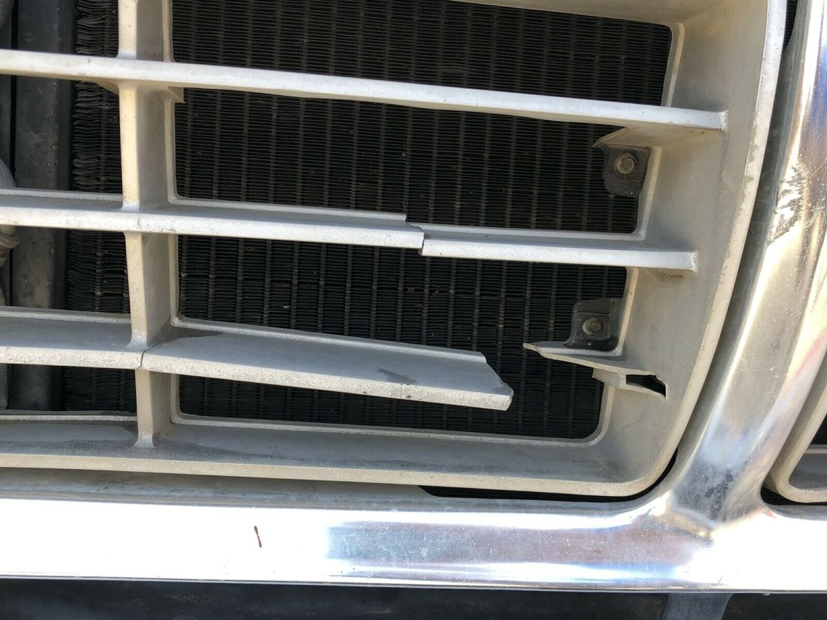 1974 Ford F350 Super Camper Special - photo 13