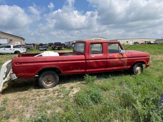 1974 Ford F350 Crew Cab - photo 2