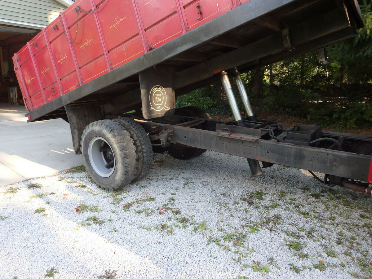 1974 Ford F600 - photo 6