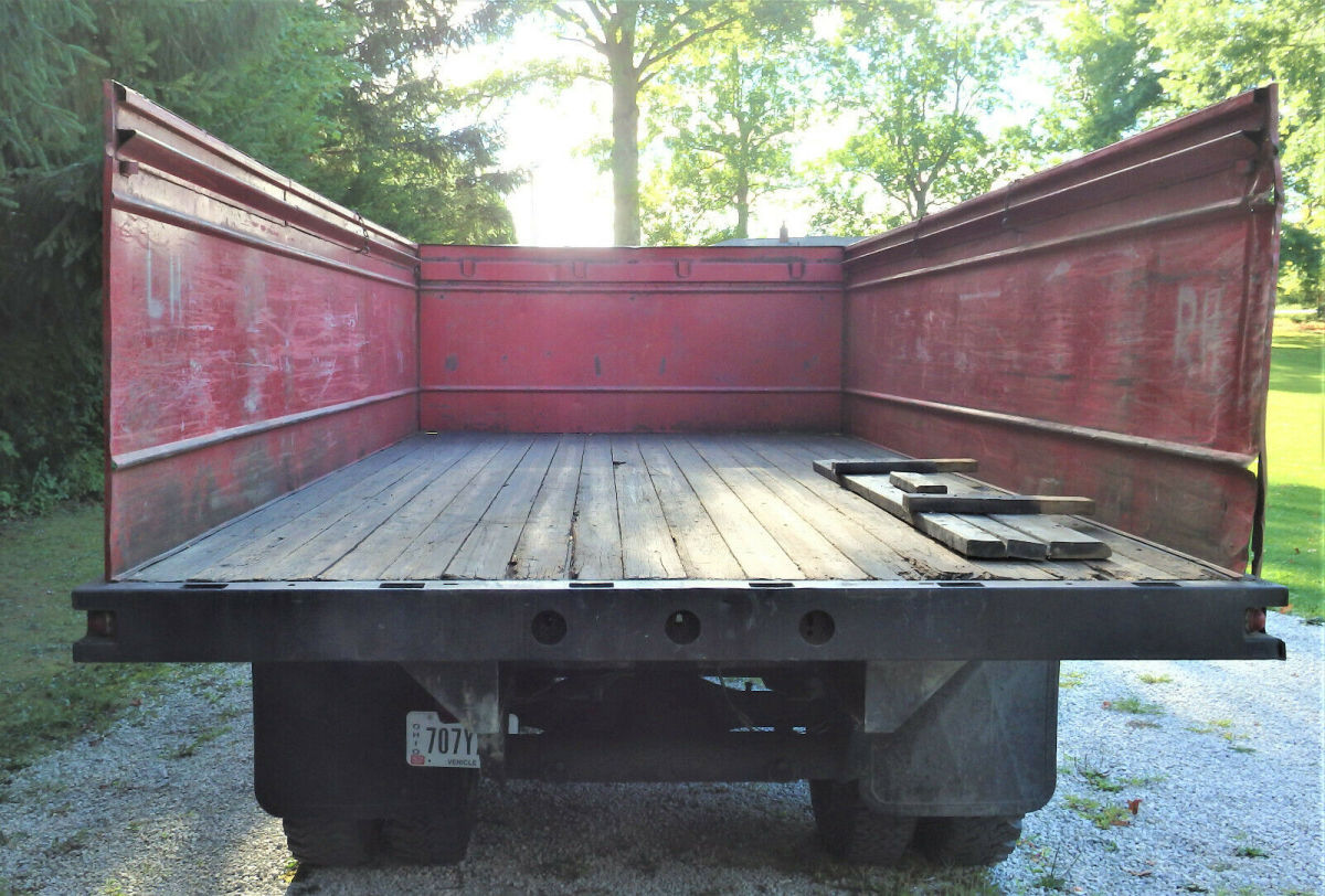 1974 Ford F600 - photo 8